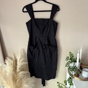 Elie Tahari Dress Black Cocktail Dress Front Pockets Tie Belt Wide Strap